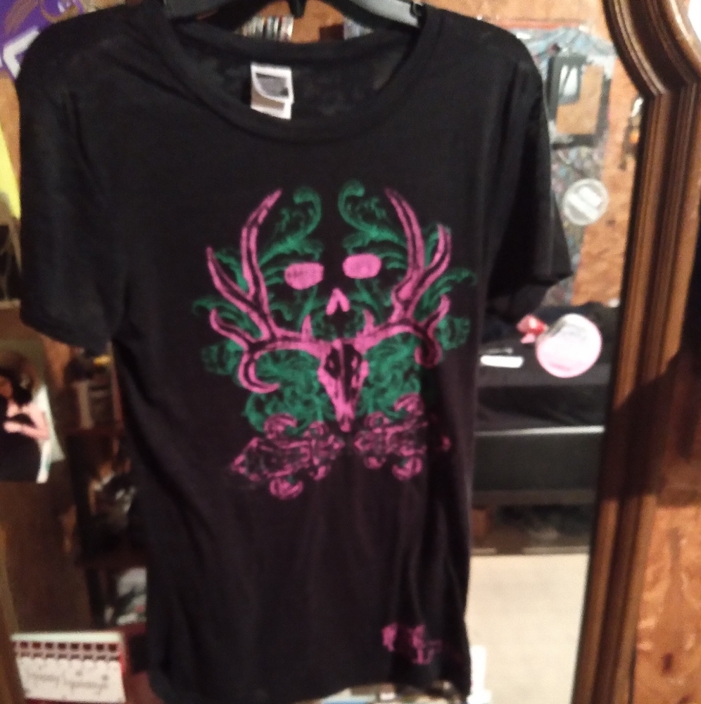 Graphic top